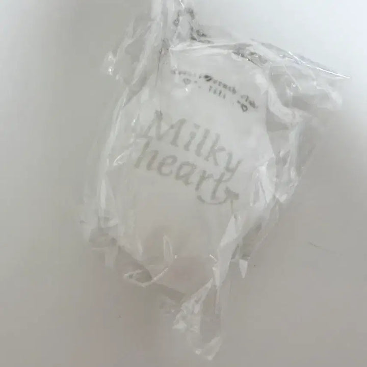 [BUNJANG] Milky Heart Cushion Keyring / 밀키하트 쿠션키링