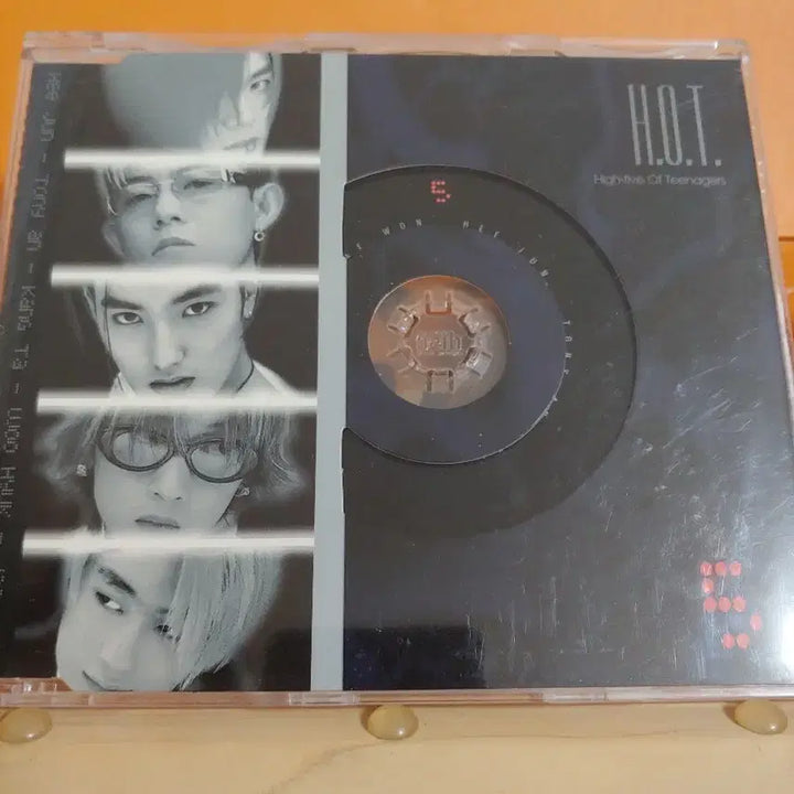[BUNJANG] H.O.T. 5th Album CD / 가요 CD 시디 음반 앨범 H.O.T. 5집