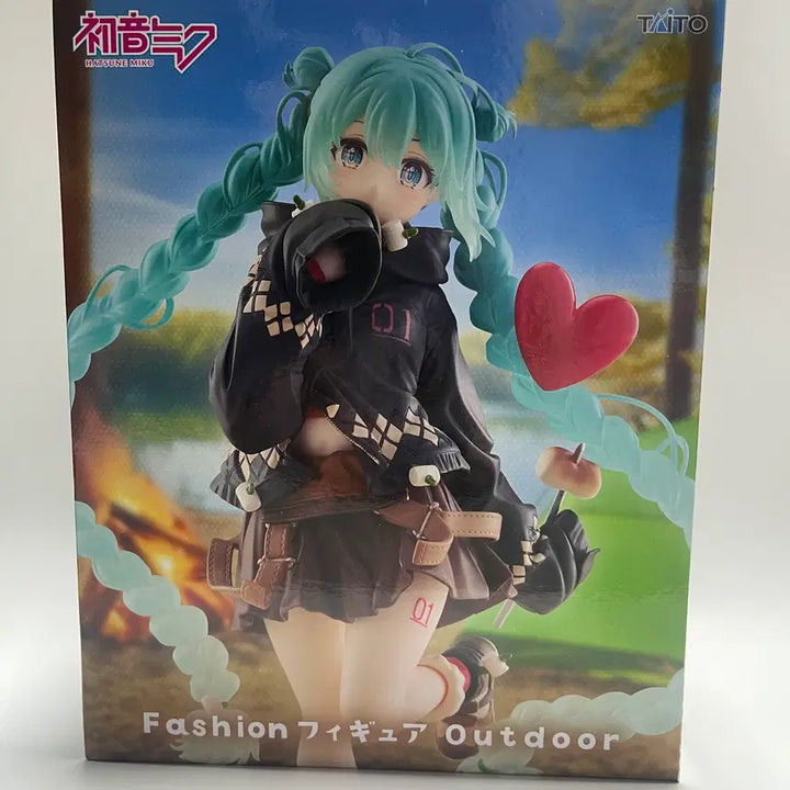 [BUNJANG] Miku Outdoor Figure (Sealed, Authentic) / (미개봉 정품)하츠네 미쿠 아웃도어 피규어