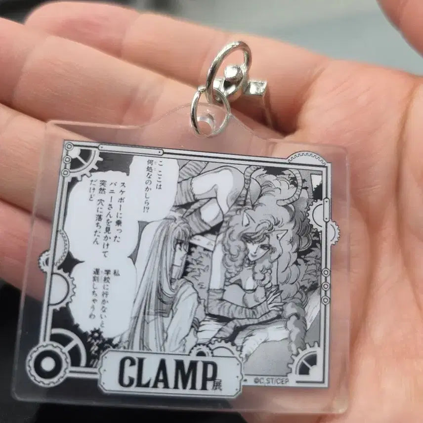 [BUNJANG] CLAMP Exhibition "X/1999" Miyuki Esaka Scene Can Badge - Bundle Set / 클램프전 랜덤 캔뱃지 홀릭 유코