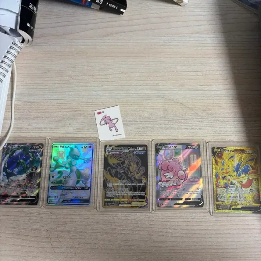 [BUNJANG] Pokemon Cards and Mew Stickers Collection / 어릴때 모았던 포케몬카드와 뮤 띠부실 판매 합니다