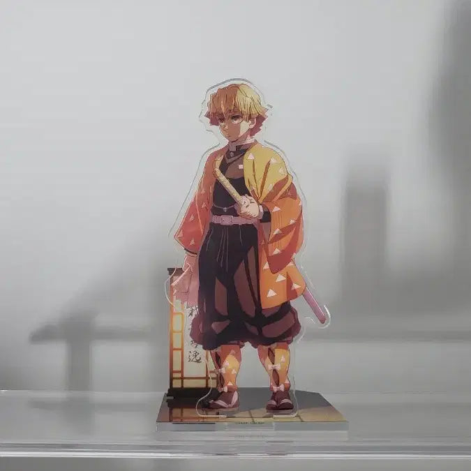 [BUNJANG] Demon Slayer: Mugen Train Edition Zenitsu Acrylic Stand / 젠이츠 극장판 무한성 아크릴 스탠드