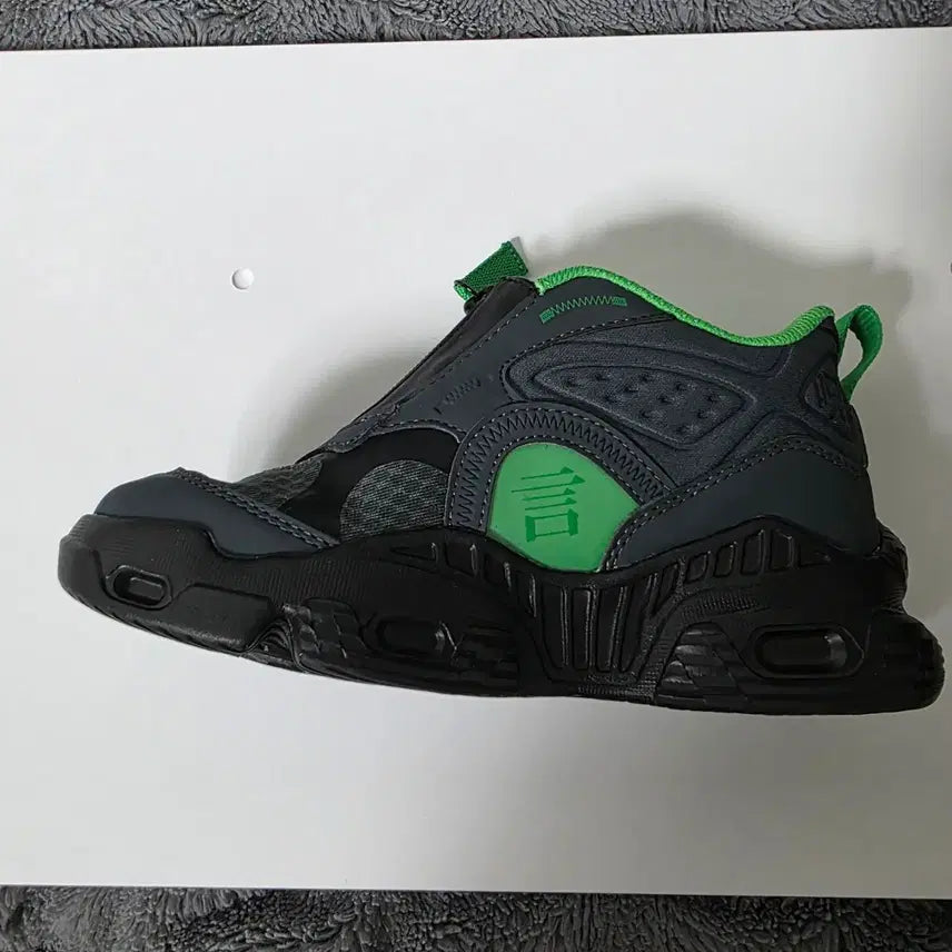 [BUNJANG] Jujutsu Kaisen Toge Inumaki Shunsokku Collaboration Sneakers / (10만원 이상 무료증정) 주술회전 이누마키 토게 슌소쿠 콜라보 운동화 스니커즈