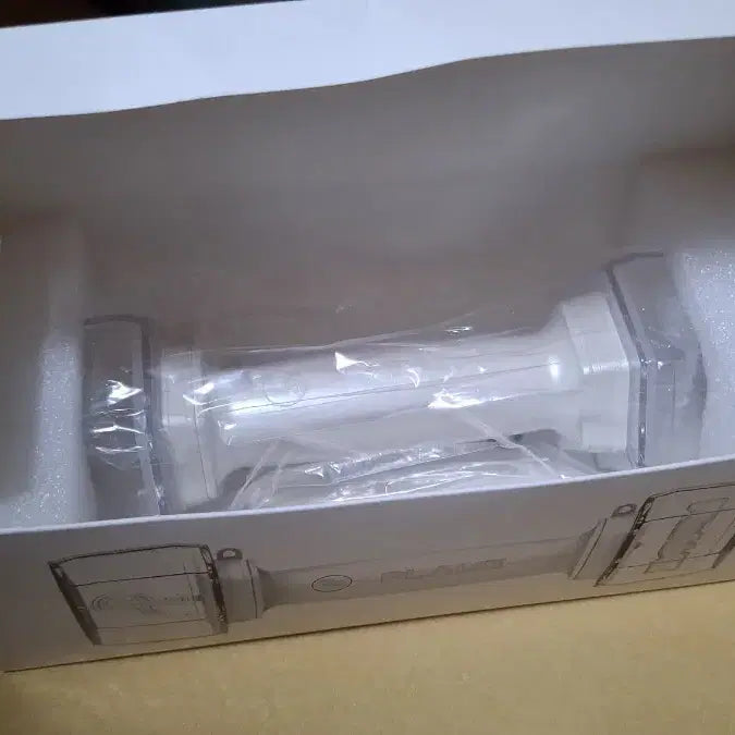 [BUNJANG] PLAVE Light Stick (Photocard Included) / 플레이브 응원봉 (포카 포함)