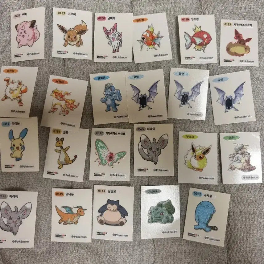 [BUNJANG] Pokemon 30th Anniversary Ddiddirung Stickers / 포켓몬스터 30주년 띠부씰 띠부실 스티커
