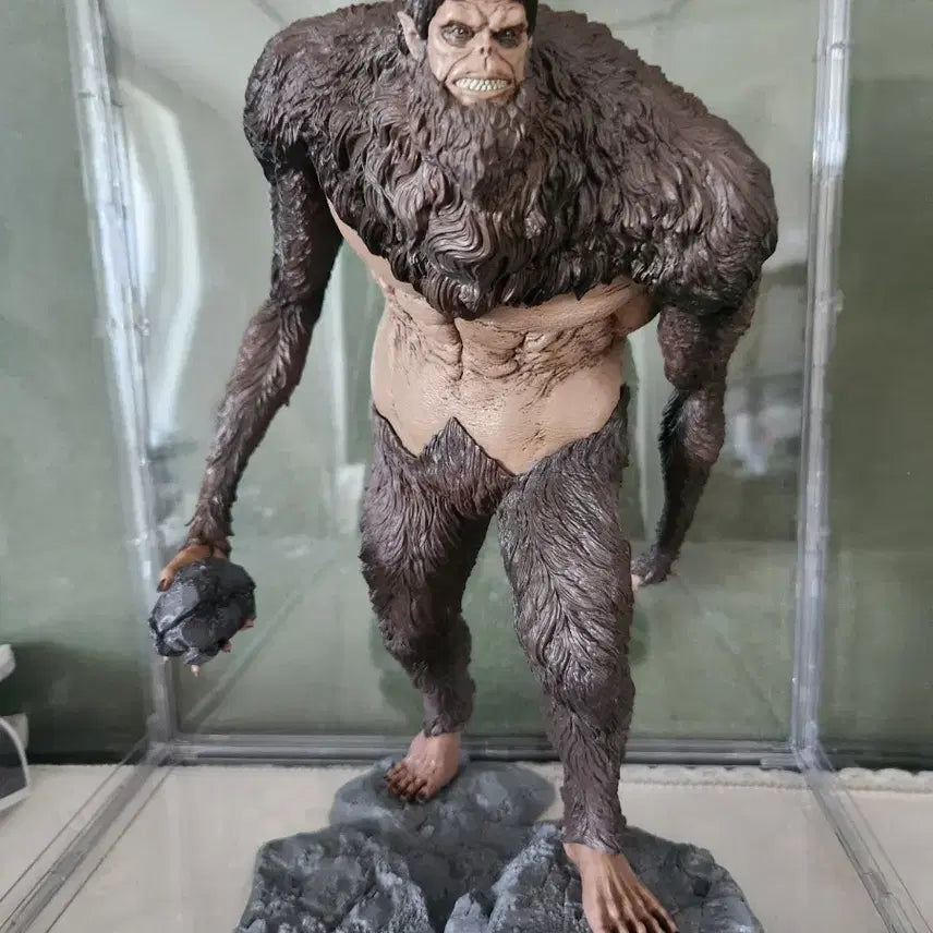 [BUNJANG] Attack on Titan Beast Titan A Prize Figure / (최저가)진격의거인 제일복권 짐승거인 a상(택포28.3)