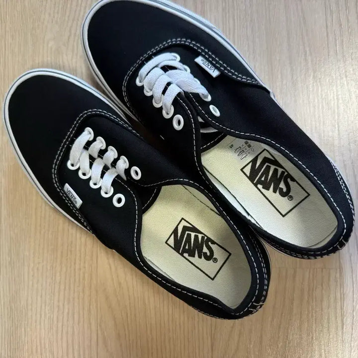 [SOLD OUT] 반스 어센틱 255 새상품