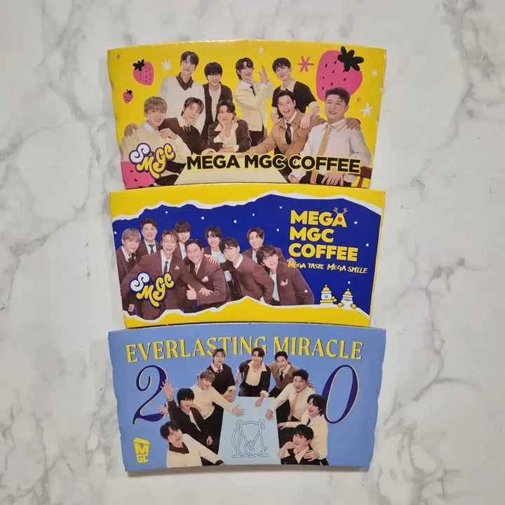 [BUNJANG] Super Junior Mega Coffee Cup Holder Bundle Set / 메가커피 슈퍼주니어 컵홀더 12장 일괄