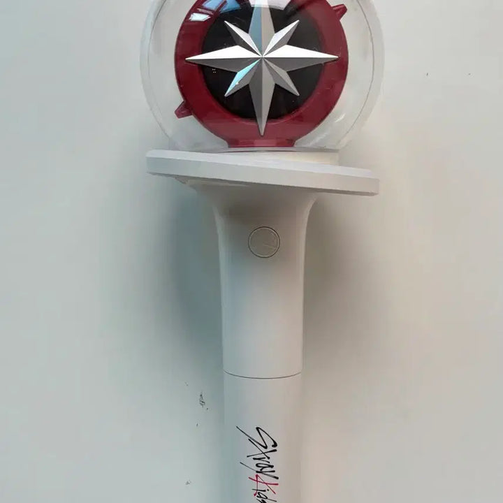 [SOLD OUT] [BUNJANG] Stray Kids Official Lightstick Ver.2 / SKZ 나침봉 V2