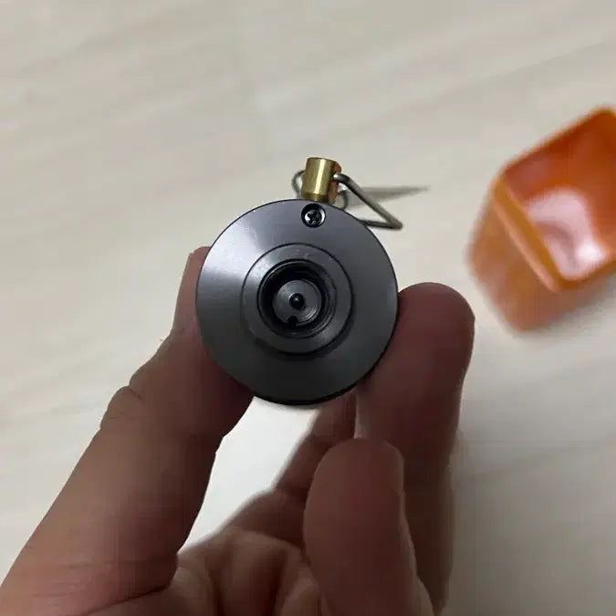 [BUNJANG] Mini Aesthetic Orange Camping Lantern with Case (Isobutane Fuel) / 미니 감성 오렌지 캠핑 랜턴 + 케이스 (이소가스)