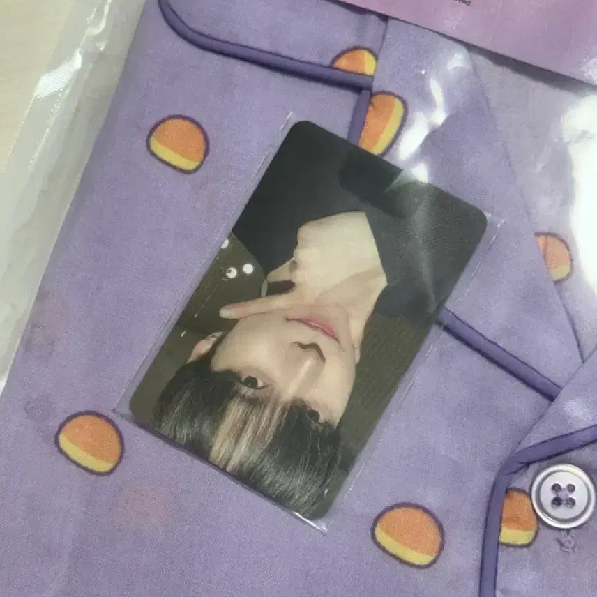 [BUNJANG] SPAO NCT Sanrio Short Sleeve Pajama Set + Photocard / 스파오 NCT 산리오 반팔 잠옷 세트+포카