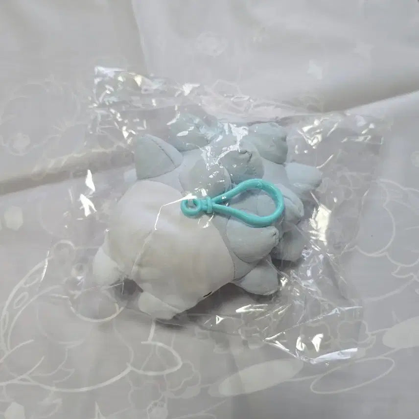 [BUNJANG] Pokemon Center Vanillite Kogo-mi Nuni-mugi Bing-cubo Mascot Plush Keychain / 포켓몬스터 포켓몬센터 바닐프티 코고미 누니머기 빙큐보 마스코트 인형 키링