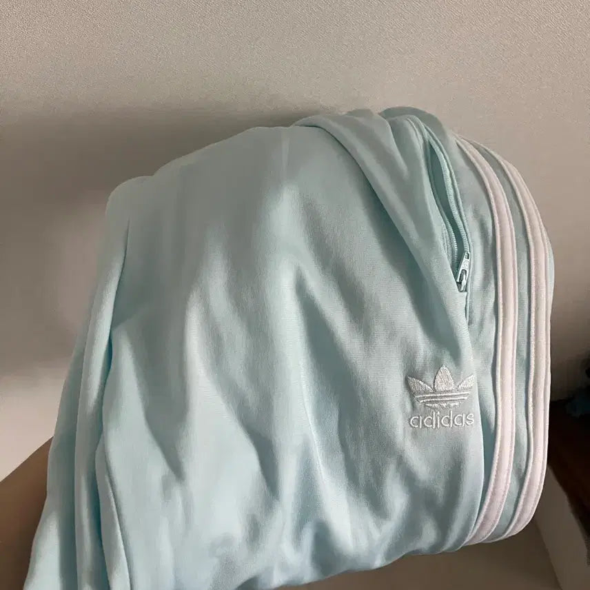 [SOLD OUT] 아디다스 삼선 트레이닝 바지 하늘색