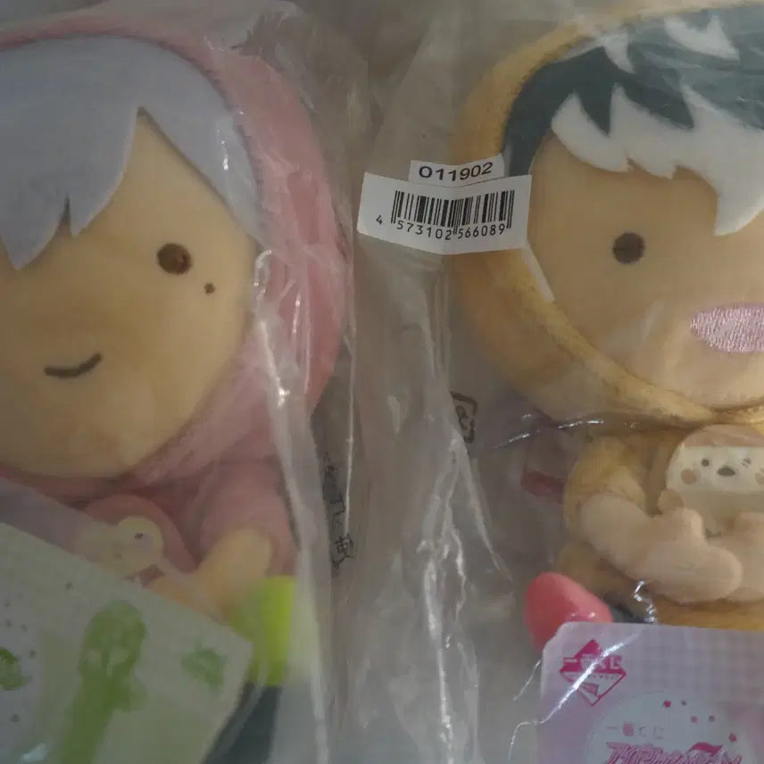 [BUNJANG] Idolish7 (Re:vale) Yuki &amp; Momo x Sumikko Gurashi Plush Dolls / 아이나나 아이돌리쉬 세븐 스밋코구라시 리바레( 유키,모모) 인형
