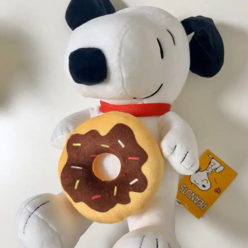 [BUNJANG] Snoopy Donut Plush Toy / 스누피 인형