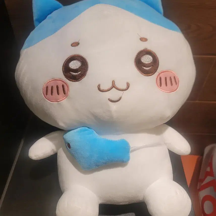[BUNJANG] Chiikawa Hachiware Large Plush Doll / 치이카와 먼작귀 하치와레 대형인형