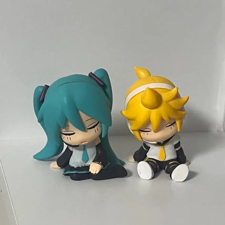 [BUNJANG] Hatsune Miku Kagamine Len Shoulder Perch Gacha Figure Bundle Set / (일괄) 하츠네 미쿠 렌 어깨쿵 꾸벅 피규어 가챠