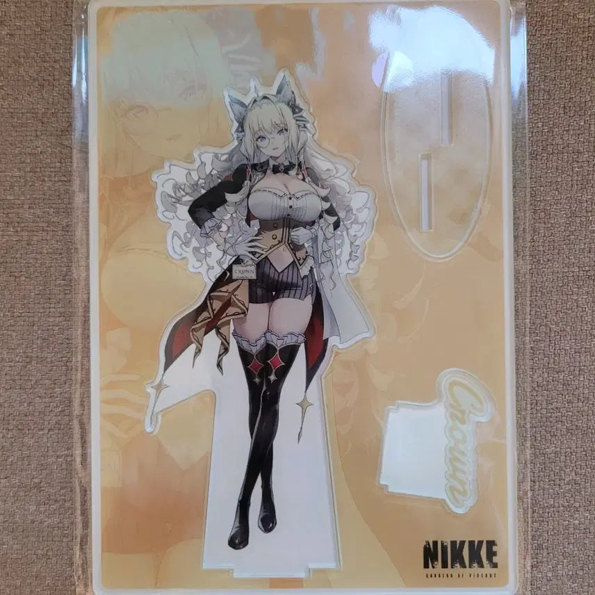 [BUNJANG] NİKE x Gallery Cafe Crown Big Acrylic Stand / 니케 and gallery 카페 콜라보 크라운 빅 아크릴 스탠드