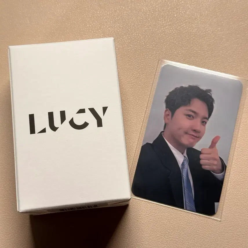 [BUNJANG] LUCY The Hyundai Showroom Lucky Draw Sunstick Version Album Photocard Kwangil / 루시 더현대 쇼룸 미공포 광일 미개봉 앨범 아일랜드 버전
