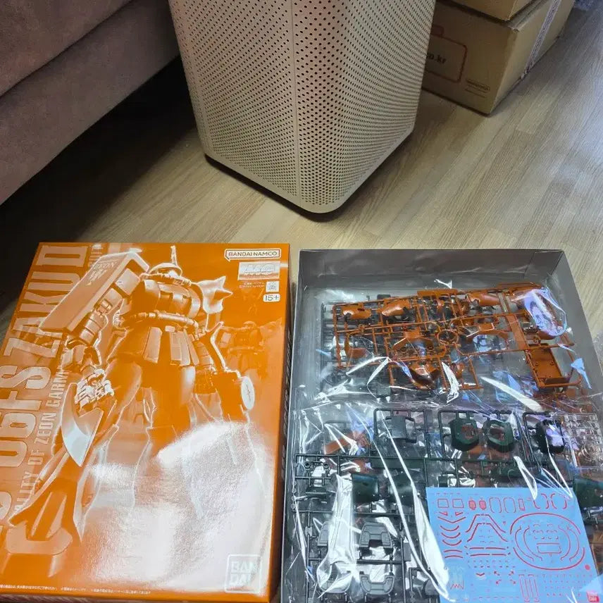[BUNJANG] Bandai MG Zaku II Garma Zabi Exclusive Model Kit / MG 자쿠 2 가르마 자비 전용기