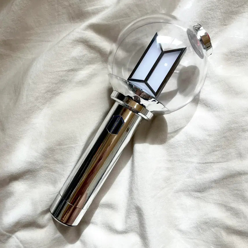 [BUNJANG] BTS Army Bomb Ver.3/4 Sticker Skin (Silver, Reflective) / bts 아미밤 스티커 사미밤 스티커 아미밤 데코 bts 응원봉 꾸미기