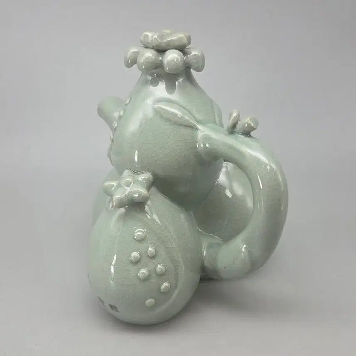 [BUNJANG] Donggok Yu Chun Bong Celadon Pomegranate Ewer / 도자기 명장 고수자기 동곡 유춘봉 청자 석류형 주자 전북대 총장 김원섭