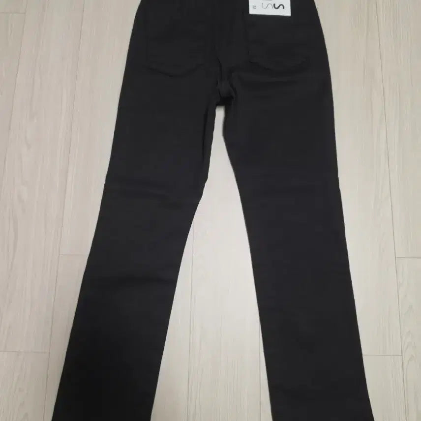 [SOLD OUT] mins JEANS 블랙 데님 팬츠
