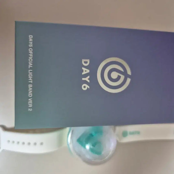 [BUNJANG] DAY6 Made Watch 2 / 마데워치 2