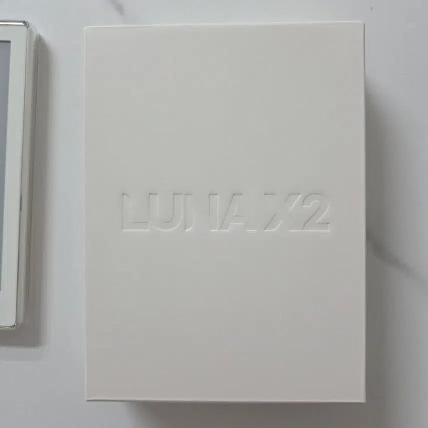 [BUNJANG] Innospace One Luna X2 E-reader Full Set with Accessories / 찜 제발 그만요ㅠ)이북리더기 이노스페이스원 루나x2 풀박스+주변 악세사리
