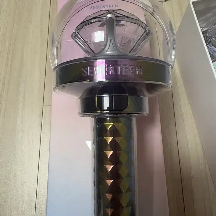 [BUNJANG] SEVENTEEN Bong Bong New Version Lightstick / 세븐틴 응원봉 뉴뉴럿봉 양도