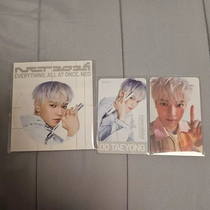 [BUNJANG] NCT 10th Anniversary Pop-up Taeyong Mission Badge + Trading Card Full Set / 엔시티 10주년 팝업 태용 미션뱃지+트레카 풀셋 판매