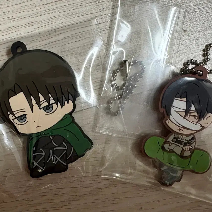 [BUNJANG] Attack on Titan Levi Rubber Strap / 진격의거인 리바이 러버스트랩