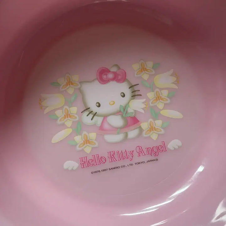 [BUNJANG] Sanrio Angel Kitty Vintage Basin / 헬로키티 엔젤키티 고전 대야