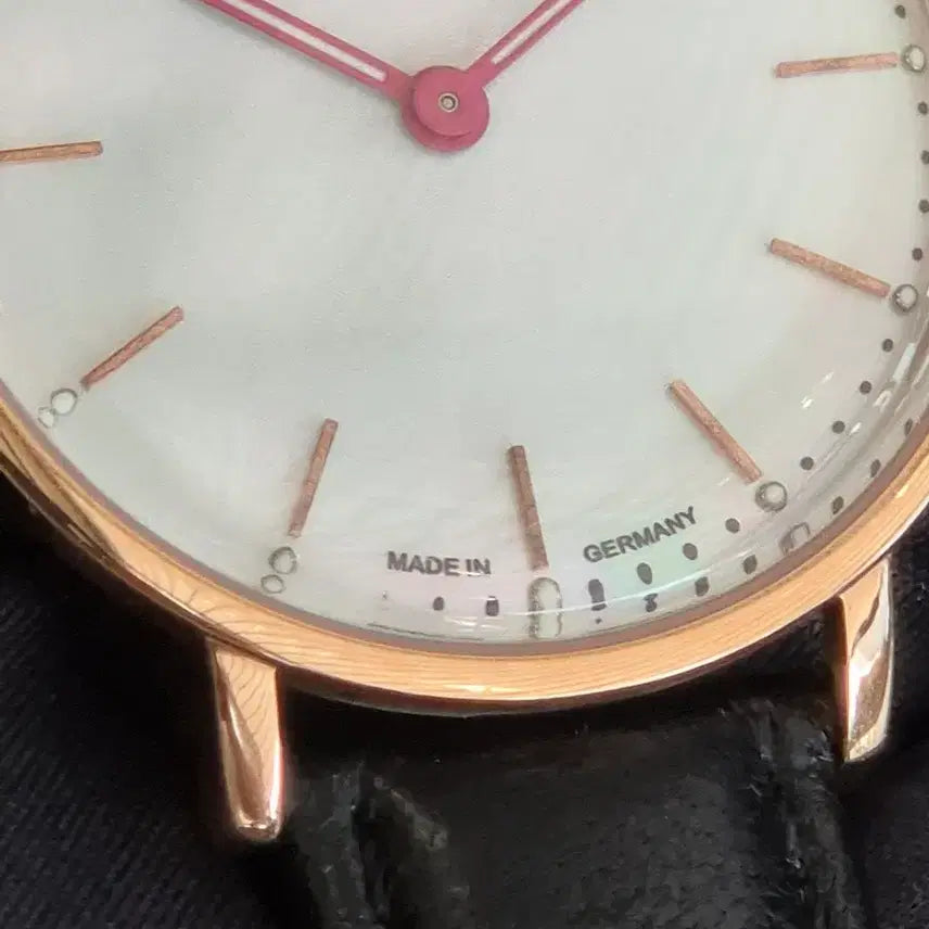 [BUNJANG] Andrew &amp; Co LEEDS ACG 307R Mother of Pearl Rose Gold Tone German Made Women&