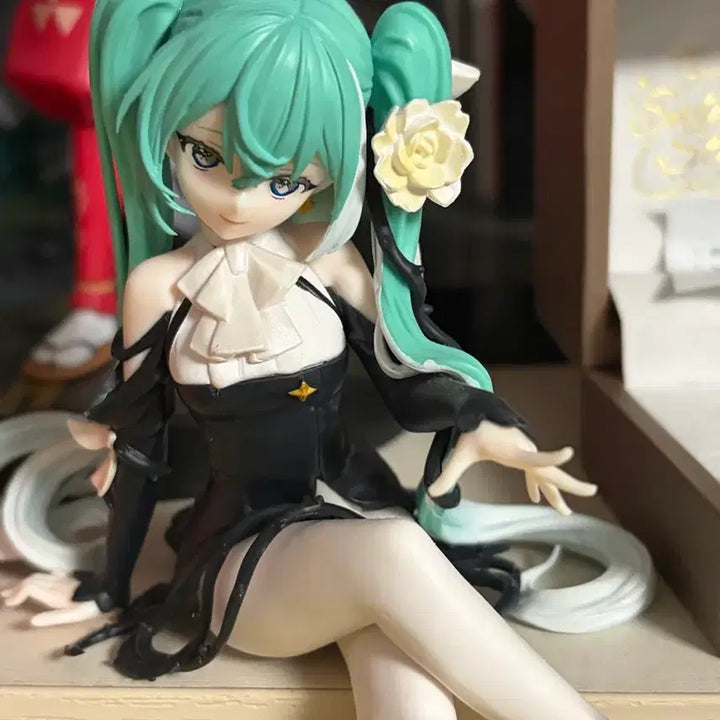 [BUNJANG] Miku White Rose Figure / 미쿠 백장미 피규어