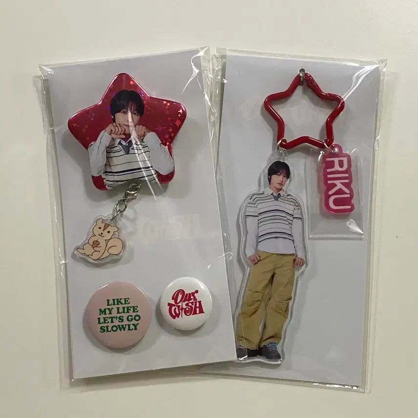 [BUNJANG] NCT WISH Two-Shot Riku Acrylic Keyholder, Badge Bundle Set / [당일발송] 엔시티 위시 일투 리쿠 아크릴 키홀더, 뱃지 일괄