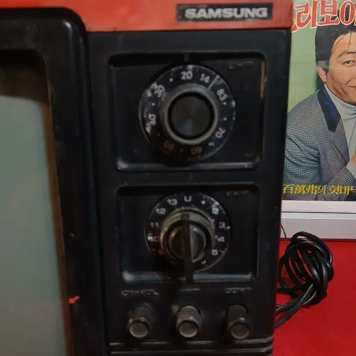 [BUNJANG] Vintage Samsung Early Television / 옛 삼성전자 초기 텔레비전