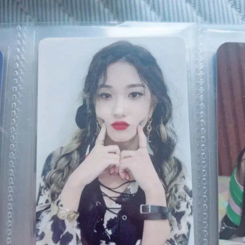 [BUNJANG] fromis_9 Seoyeon WE GO Aladdin Special POB Photocard / 프로미스나인 이서연 위고 알라딘 특전 포토카드