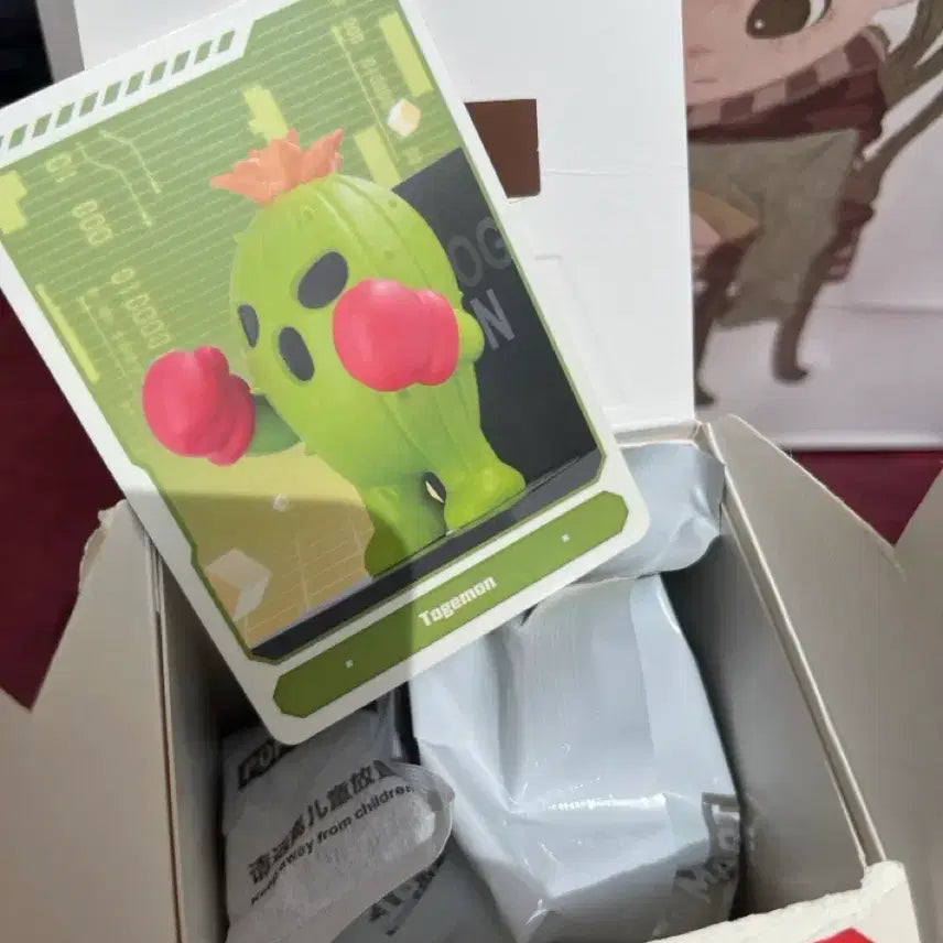 [BUNJANG] Pop Mart Digimon Needlemon Togemon Figure / 팝마트 디지몬 니드몬 토게몬