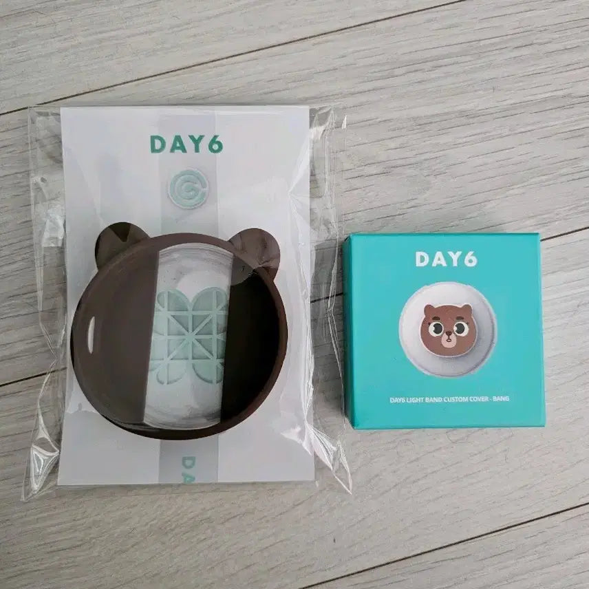 [BUNJANG] DAY6 Sungjin Custom Cover Ring Cover Denimals / 데이식스 DAY6 커스텀커버 링커버 성진 방 데니멀즈 새제품