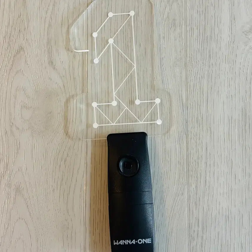 [BUNJANG] Wanna One Official Light Stick / 워너원 응원봉