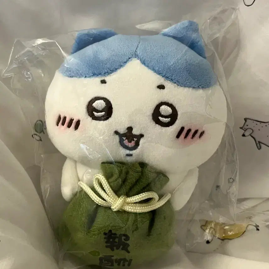 [BUNJANG] Chiikawa Hachiware Desktop Plush Doll / 치이카와 하치와레 데스크탑 모니터 인형