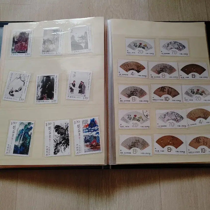 [BUNJANG] Rare Chinese Stamp Album (People&