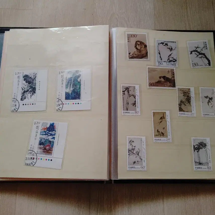 [BUNJANG] Rare Chinese Stamp Album (People&