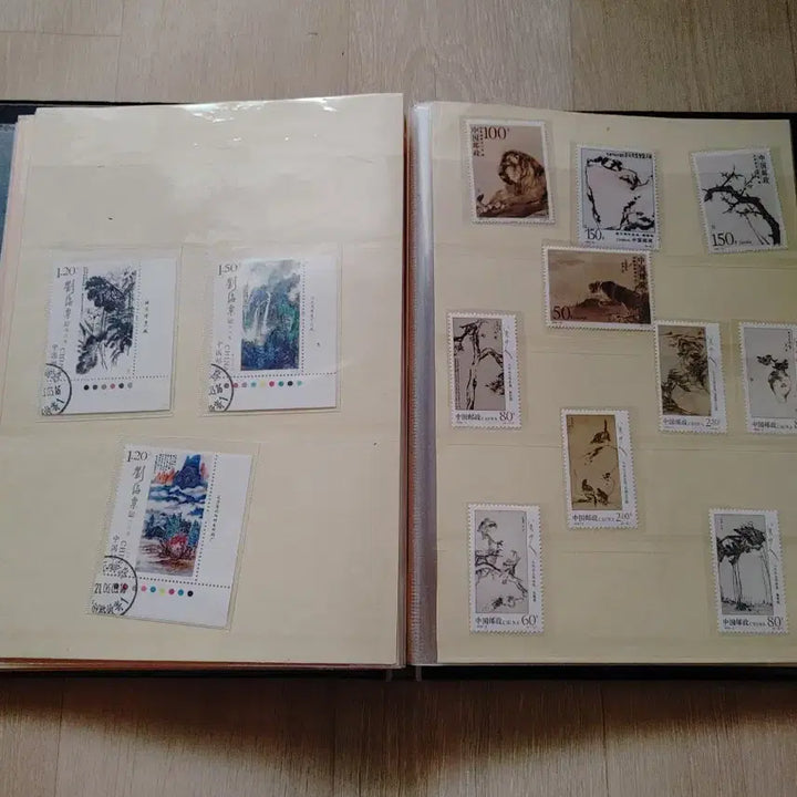 [BUNJANG] Rare Chinese Stamp Album (People&