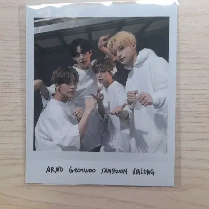 [BUNJANG] DICON KakaoTalk Gift Special Edition Photocard / 알디원 디아이콘 카카오톡선물하기 특전