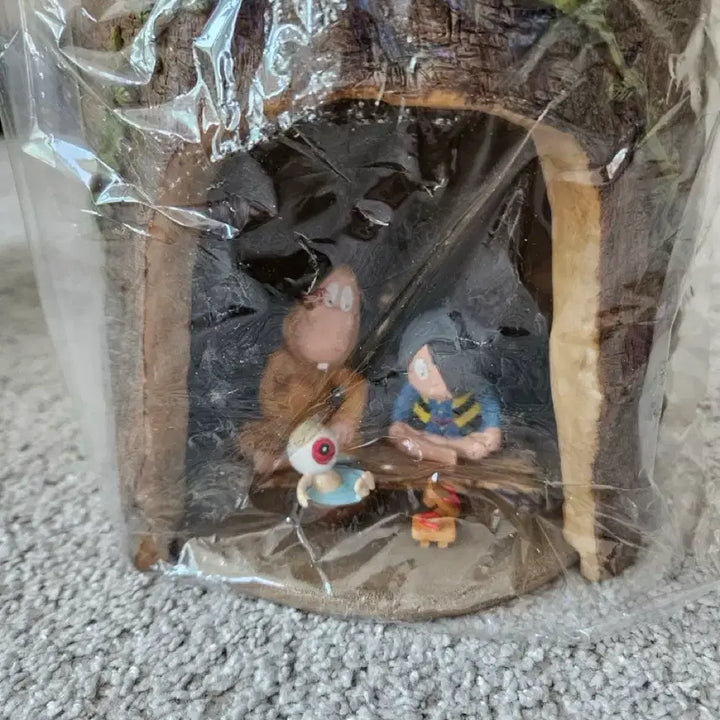 [BUNJANG] Gegege no Kitaro Yokai Cave Stump Light Stand Official Figurine / 초레어 게게게의 키타로 요괴 동굴 그루터기 정품 라이트 스탠드 조명