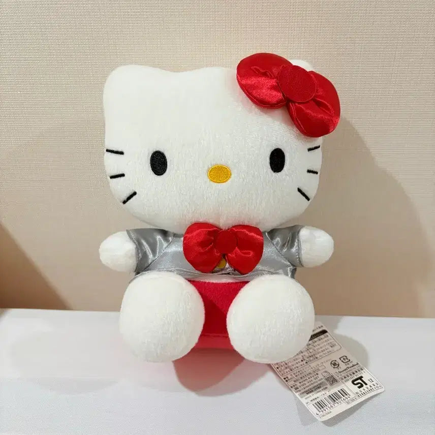 [BUNJANG] Sanrio 2012 Classic Hello Kitty Plush Doll / (정품)산리오 퓨로랜드 한정판 고전키티 12년도 헬로키티 누이