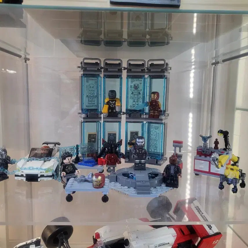 [BUNJANG] LEGO 76216 Iron Man Armory Marvel Infinity Saga Set / 레고 76216 아이언맨 무기고 마블 인피니티 사가