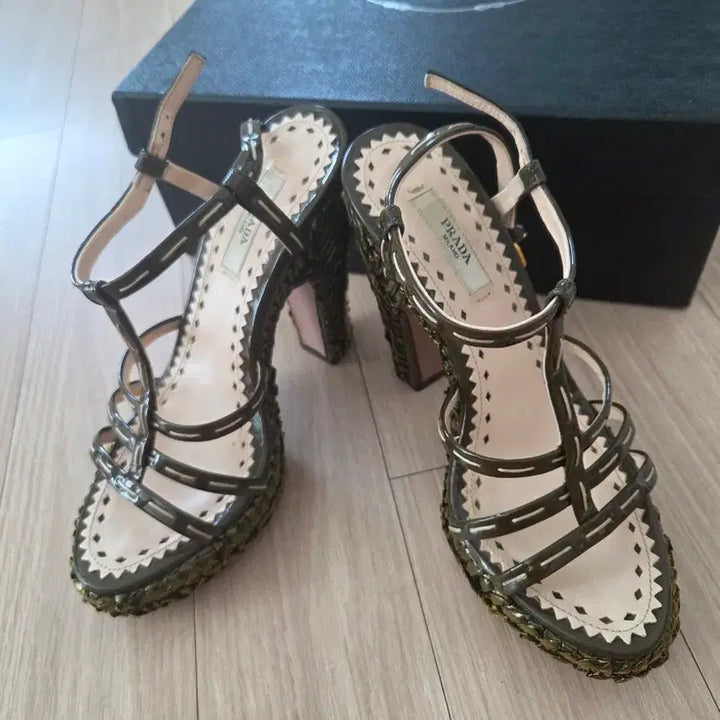 [BUNJANG] Prada Mule Sandals / 프라다 뮬 샌들 5.5